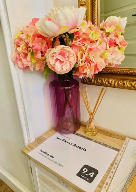 マントンLes Fleurs Astoriaアパートメント エクステリア 写真
